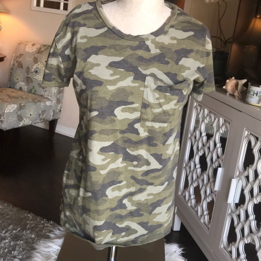 “Arizona Jean co” camouflage t-shirt